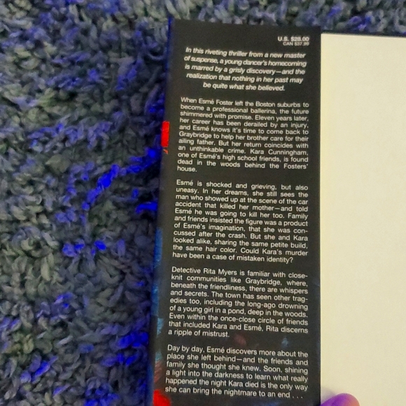 Watch Your Back/What Waits In The Woods-Terri Parlato Hardcover Suspense Novels - Picture 5 of 10